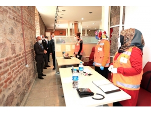 Vali Varol, Vefa Grubu’nun Faaliyetleri Hakkında Bilgi Aldı