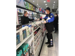 Çanakkale Polisi 10 Bin Adet Maske Dağıttı