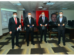 Maskeler Emniyete Teslim Edildi