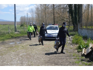 Emniyet Müdürü Fatih Kaya Sokak Hayvanlarına Mama Gönderdi