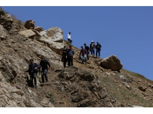 Hakkari’de 7 Mağara Keşfedildi