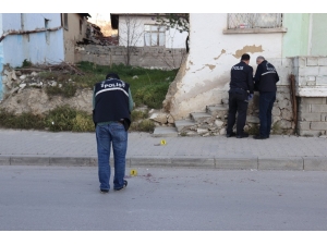 Karaman’da Bıçaklı Kavgada Bir Kişi Yaralandı