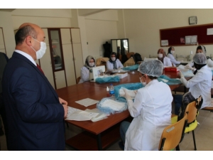 Müdür Başyiğit, Maske Üretim Çalışmalarını İnceledi