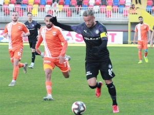 Özgür Özkaya: “Süper Lig’e Çıkmaya İnandık”