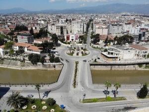 Hatay’da Sokağa Çıkma Yasağı Sonrası Caddeler Sessizliğe Büründü