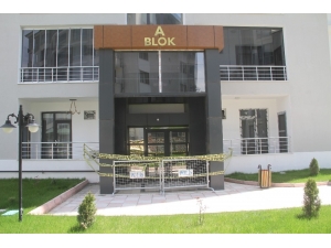 Elazığ’da 12 Katlı Apartman Karantinaya Alındı