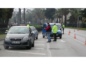 Samsun’da Sokağa Çıkma Yasağında Polis Denetimi