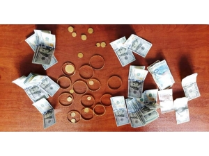 300 Saatlik Kamera Görüntüsü Hırsızları Yakalattı