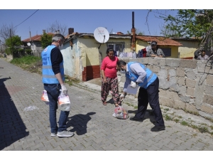 Muratlı İlçesinde 300 Aileye Yardım Paketi