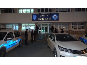 Gece Yarısı ’Kumar’ Operasyonu: 18 Kişiye 56 Bin 700 Tl Ceza