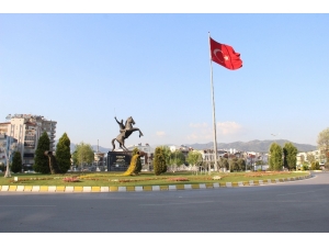 Aydınlılar Evde Kalınca, Şehir Sessizliğe Büründü