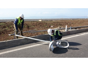 Hayatın Enerjisi Kesilmesin Diye Çalışıyorlar