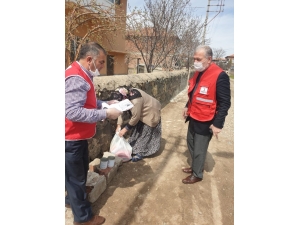 Kızılay, Gıda Ve Nakdi Yardımlara Devam Ediyor