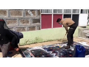 Teyzenin Yardımına Bekçi Koştu