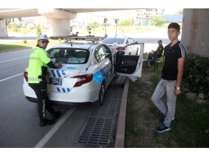 Ceza Yemek İçin Sokağa Çıkmış