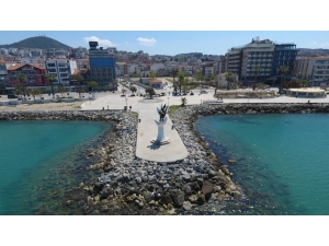 Kuşadası’na Sessizlik Hakim