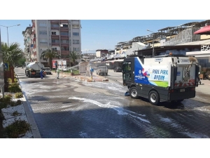 Nazilli’de Cadde, Sokak Ve Meydanlar Dezenfekte Ediliyor