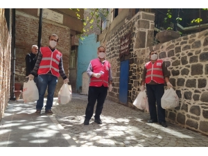 Türk Kızılayı’ndan İhtiyaç Sahibi Ailelere Gıda Yardımı