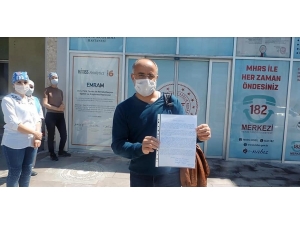 Korona Virüsü Yenince Alkışlarla Taburcu Edildi