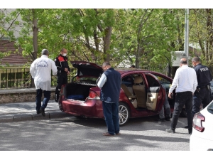 Aracında Silahlı Saldırıya Uğrayan Şahıs Yaralandı