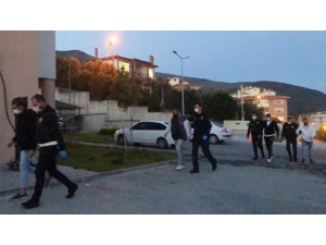 "Fakirler Koronadan Ölsün" Diyerek Deniz Keyfi Yapan 4 Kişi Serbest Kaldı