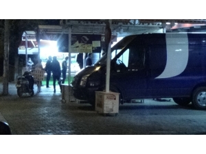 Kısıtlama Bitti Diye Açılan Marketler Polis Tarafından Kapatıldı