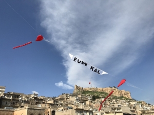 Uçurtma Sevdalısından Mardinlilere Gökyüzünden ’Evde Kal’ Çağrısı