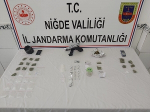 Niğde’de Uyuşturucu Satıcısı 2 Kişi Tutuklandı