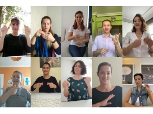 Öğretmen Ve Velilerden İşaret Dilinde "Evde Kal" Şarkısı