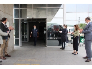 Korona Virüse Yakalanan 74 Yaşındaki Hasta, 11 Gün Sonra Taburcu Oldu