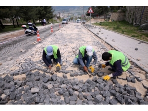 Tarihi Birinci Caddede Yenileme Çalışmaları Başladı