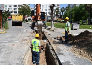 Meski, Sokağa Çıkma Yasağını Fırsat Bilip Kanalizasyon Bağlantılarını Yaptı