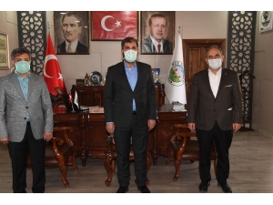 Muş Belediyesi Personellerinden ‘Biz Bize Yeteriz Türkiyem’ Kampanyasına Destek