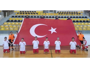 Özel Sporculardan Özel Çağrı