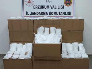 Erzurum’da Kaçak Maske Operasyonu