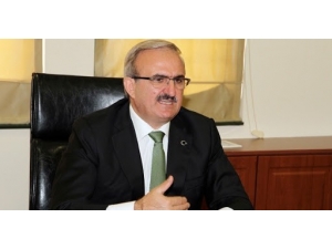 Antalya’da Eczanelerden Ücretsiz Maske Dağıtımı Başladı