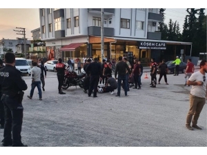 Yunus Ekibi Otomobille Çarpıştı: 1 Polis Yaralandı