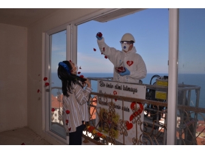 Vinçle 5. Kata Çıkıp Evlilik Teklifi Yaptı