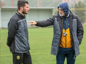 Yeni Malatyaspor Özdeş Ve Karaman İle Başarıyı Yakalayamadı