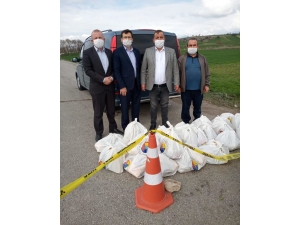 Beyşehir’de Dar Gelirli İhtiyaç Sahibi Ailelere Gıda Yardımı