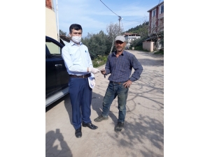 Devletin Verdiği Yardım Parasını Milli Birlik Kampanyasına Bağışladı