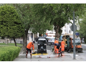 Büyükşehir Dezenfeksiyon Çalışmalarına Devam Ediyor