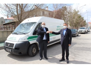 Kardeş Belediyeye Başkan Orhan Jesti