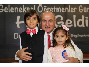 Başkan Akgün: “Egemenliğimizin 100’üncü Şeref Yılı Kutlu Olsun”