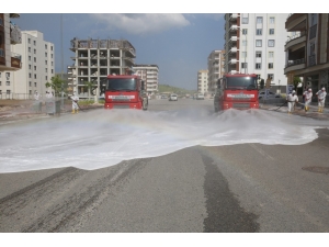 Karaköprü’nün Mahalleleri Dezenfekte Edildi