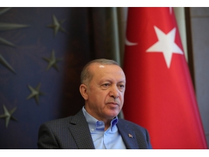 Cumhurbaşkanı Erdoğan: "Salgını Yatay Seyre Geçirmeye Başladığımızı Görüyoruz"