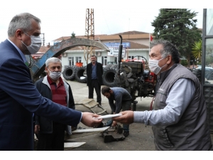 Başkan Hamit Kılıç Sanayi Sitelerinde Ve Sebze Halinde Maske Dağıttı