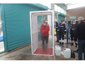 Kapalı Pazar Yeri’ne Dezenfektan Tünelleri Yerleştirildi