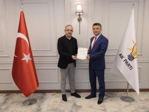 Ak Parti Kemalpaşa’da Aksakal Dönemi