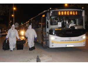 Bangladeş’ten Getirilen 154 Türk Vatandaşı Karaman’da Yurda Yerleştirildi